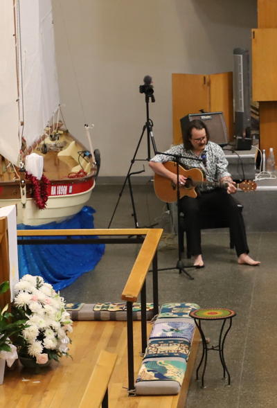 Seth Lilley performed a special song for his dad, Pr. Jeff, at the memorial sevice.