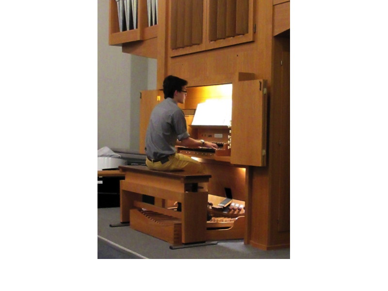 A boy played “Toccata” form Suite Gothique on the organ.