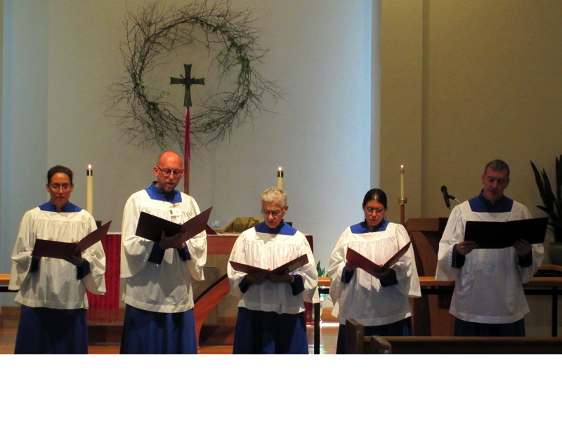 Once inside the Nave, the service focussed on the Passion Gospel from Mark, read by five members of the choir.