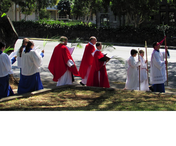 ...along Punahou, and back into the courtyard.