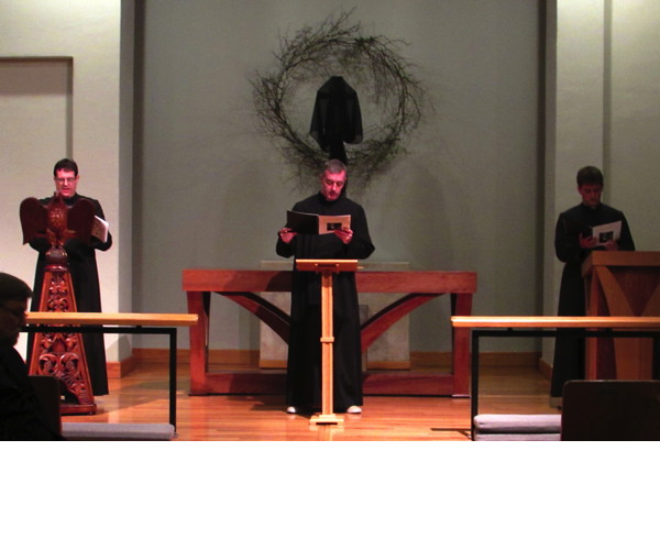 The Passion Gospel according to John was sung in a setting by Zachary Wadsworth.